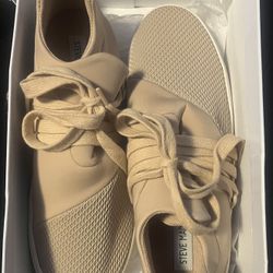Steve Madden Sneakers