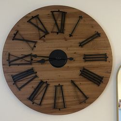 🕰️ Huge Rustic Wall Clock – 35” Round – Works Perfectly!