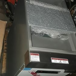 Vulcan  Floor Fryer, Natural Gas, 35-40 lb. cap.


