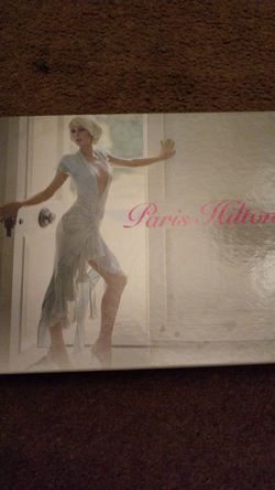 New set Paris Hilton