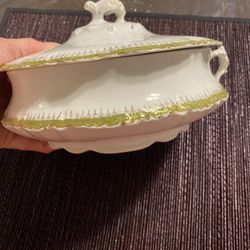 Homer Laughlin “Hudson” Serving Dish