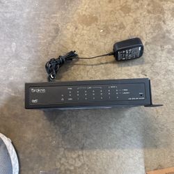 Araknis AN-300-RT-4L2W