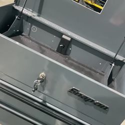Snap On Tool Box Three Drawer Roll Cart 