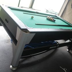 Pool table/Air Hockey table