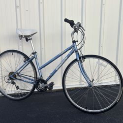 Retro Bianchi City Commuter Bike