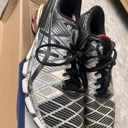 ASICS KENSEI 5. MENS SIZE 14