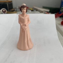 VTG WEDDING CAKE TOPPER PINK DRESS FIGURE HOLDING BOQUET OF FLOWERS 3” Tall