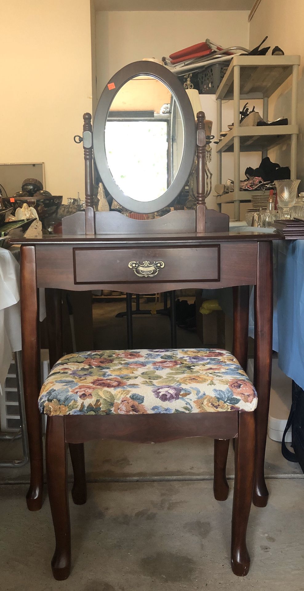 Wood Vanity with mirror and cushion seat