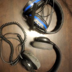 Headphones 