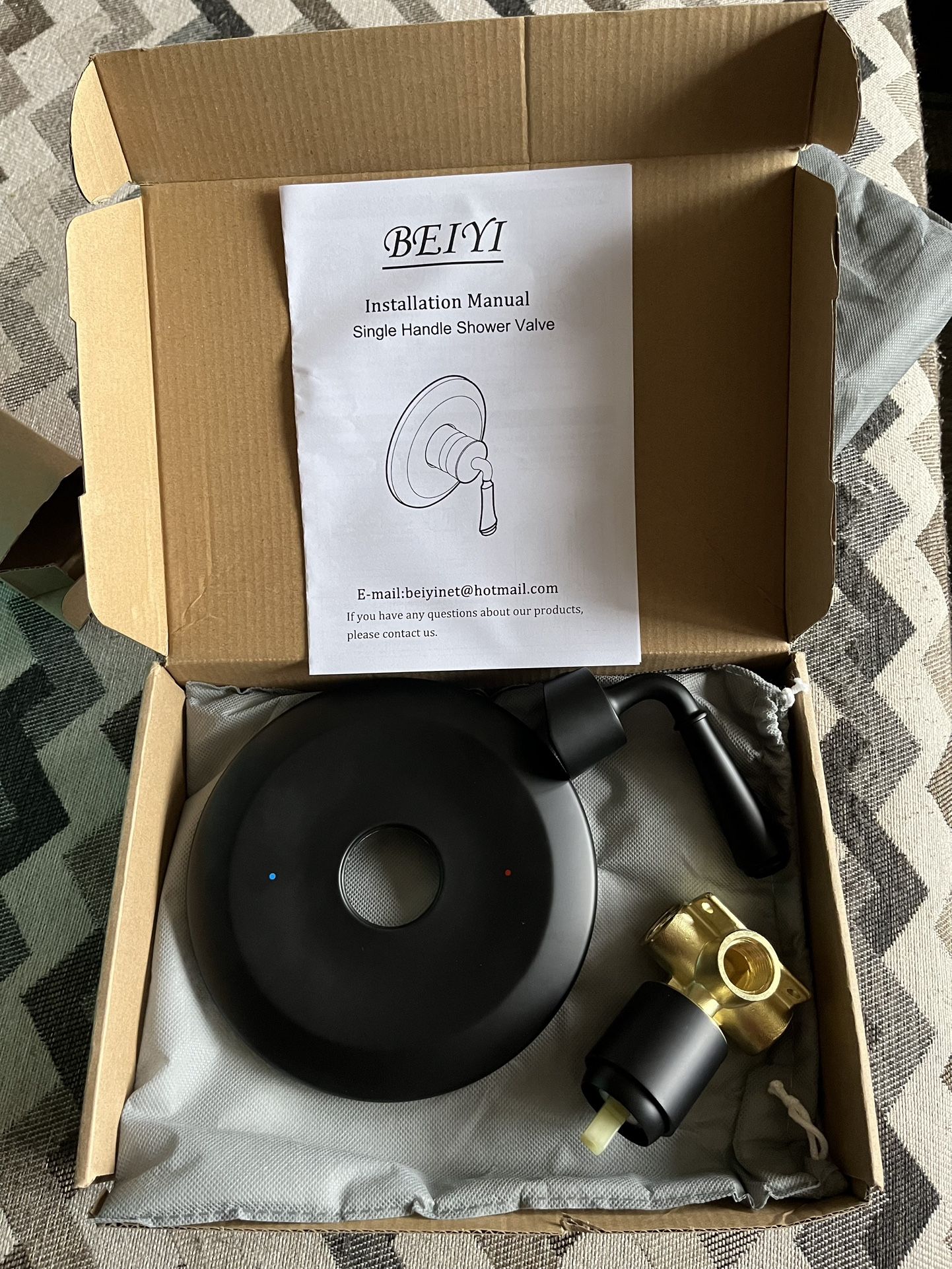 Black single handle shower handle