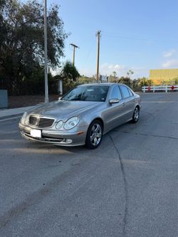 2004 Mercedes E500