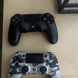 PS4 Controllers 