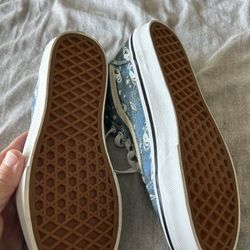 Boys Size 3 Glow In Dark Vans