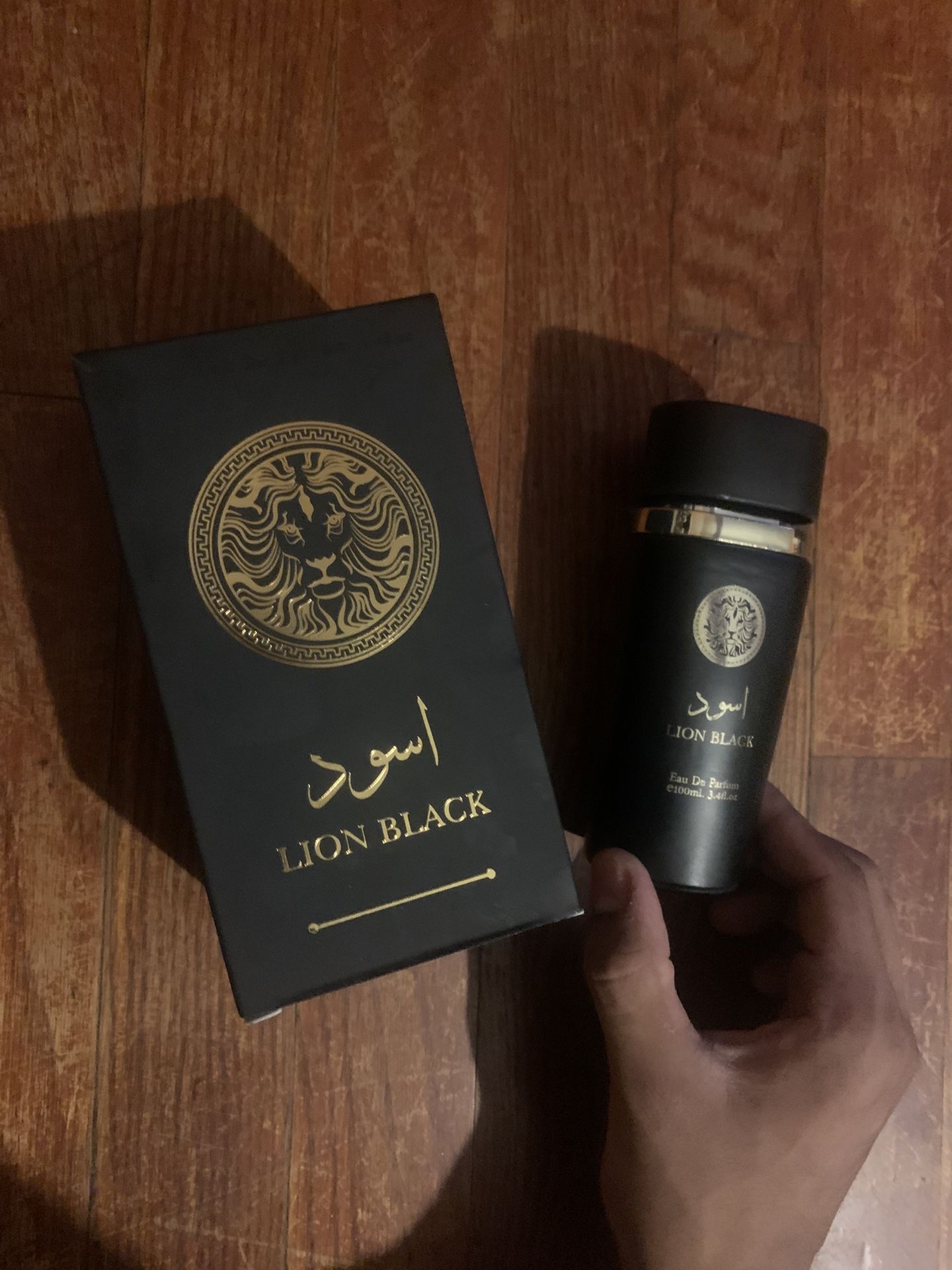 Lion Black