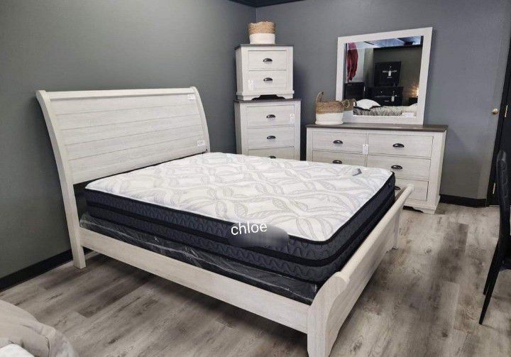 New Queen Size 5-piece Bedroom Set With Dresser Mirror Nightstand Chest Without Mattress And Free Delivery
