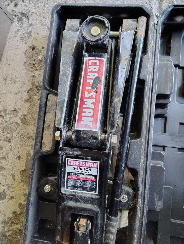 CRAFTSMAN 2 1/4 TON TROLLEY JACK
