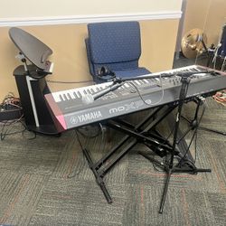 Yamaha Keyboard