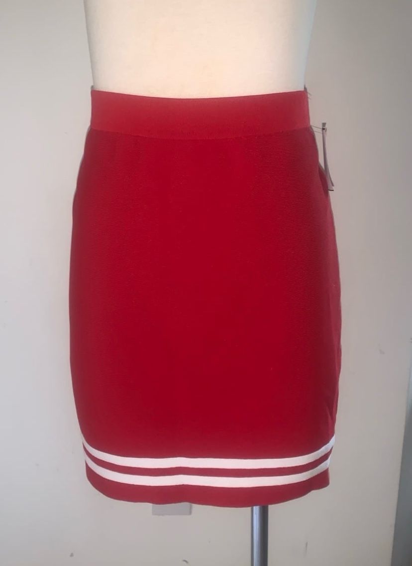 Tennis-Inspired Red Pencil Skirt - GUESS