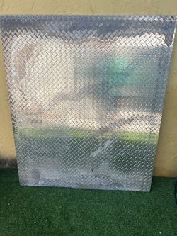 Diamond plate aluminum