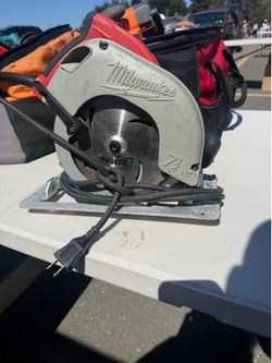 Milwaukee 15 Amp 7-1/4 in. Tilt-Lok Circular Saw