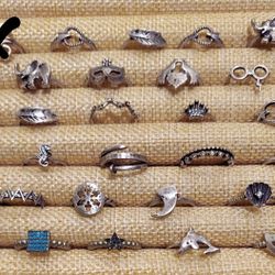 LOT'S MIDI  SILVER PLATED 💍SIZE 5 RINGS $3 EACH OR 🖤 BUY 4 FOR $12 & GET 1 FREE 🖤  