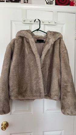 Zara brand new faux feathers coat size Large