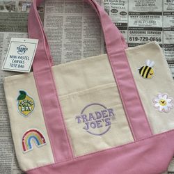 Custom TJ mini tote 🌸