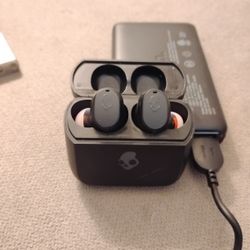 Skull Candy Mod True Wireless Earbuds 
