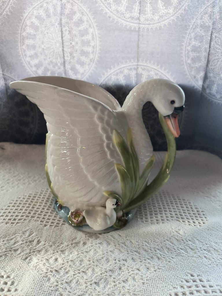 Swan Vase