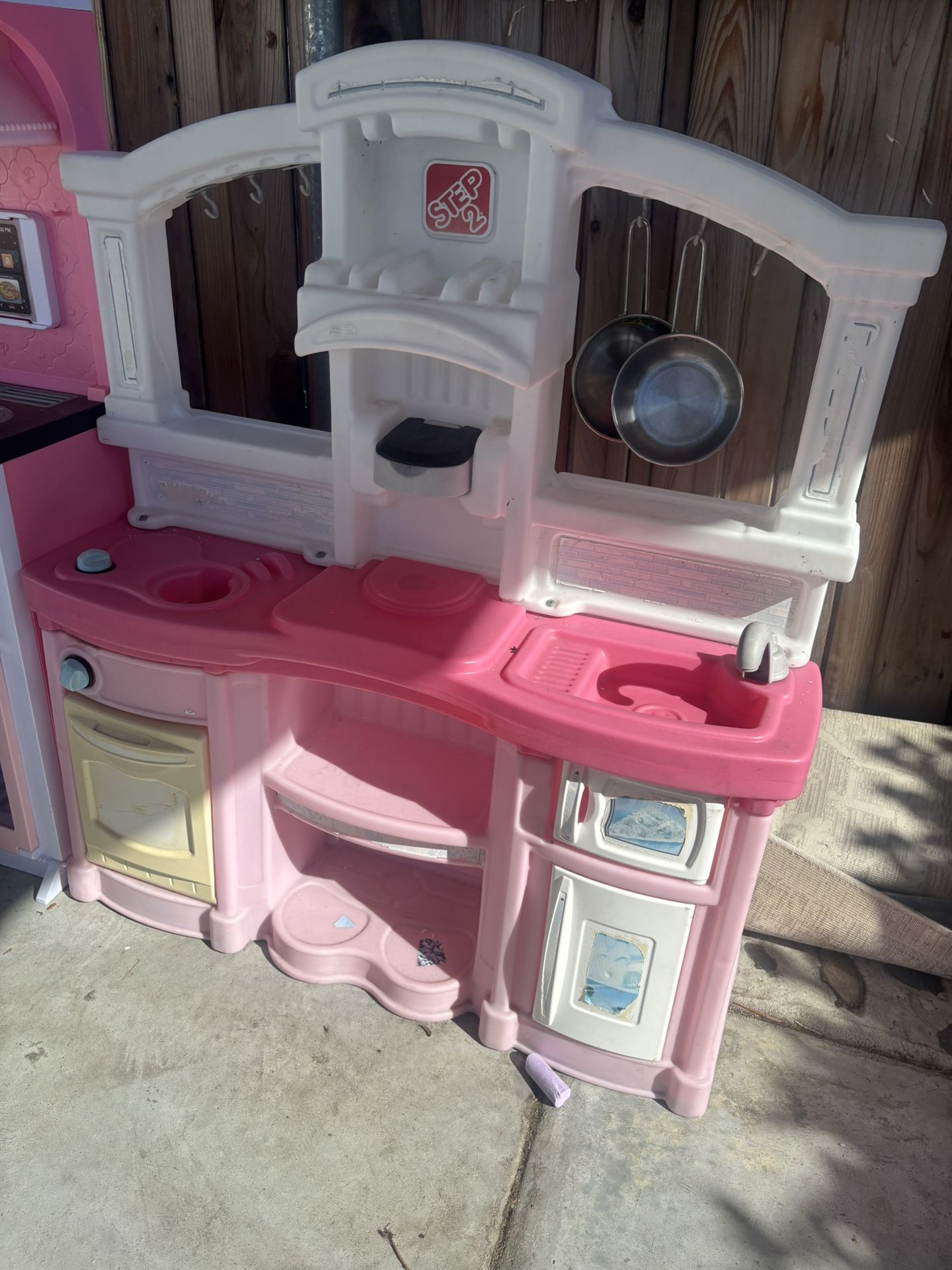 Play Kitchen