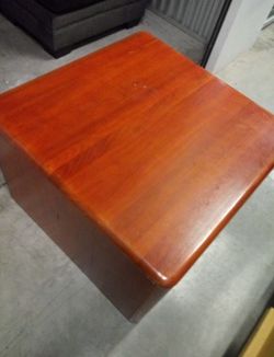 Drum Table With Special Walnut Finish