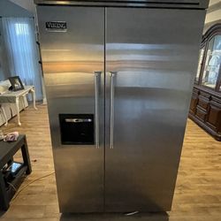 Viking Refrigerator 