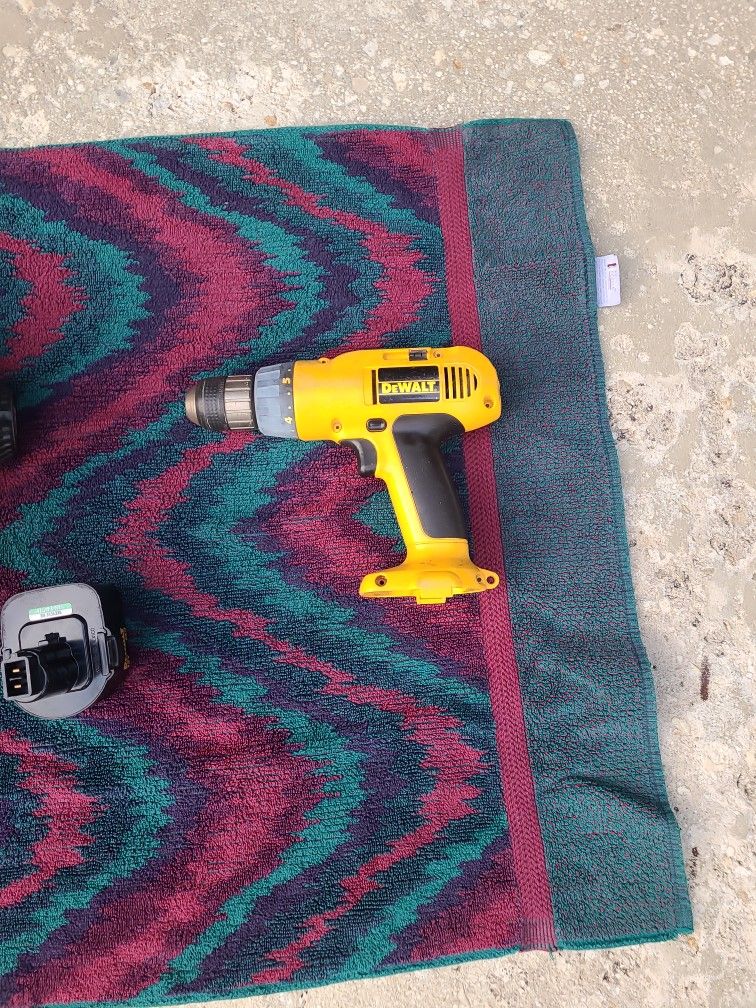 Dewalt