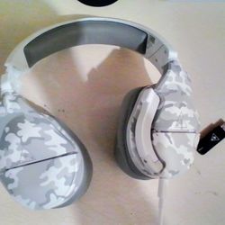 Turtle Beach Stealth™ 600 Gen 2 MAX Headset - PlayStation - Arctic Camo

