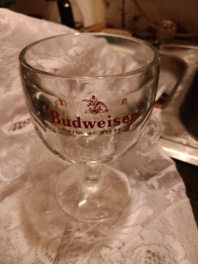 Vintage BUDWISER BOW TIE GLASS BEER GOBLET STEMMED THICK HEAVY THUMBPRINT  10oz. 