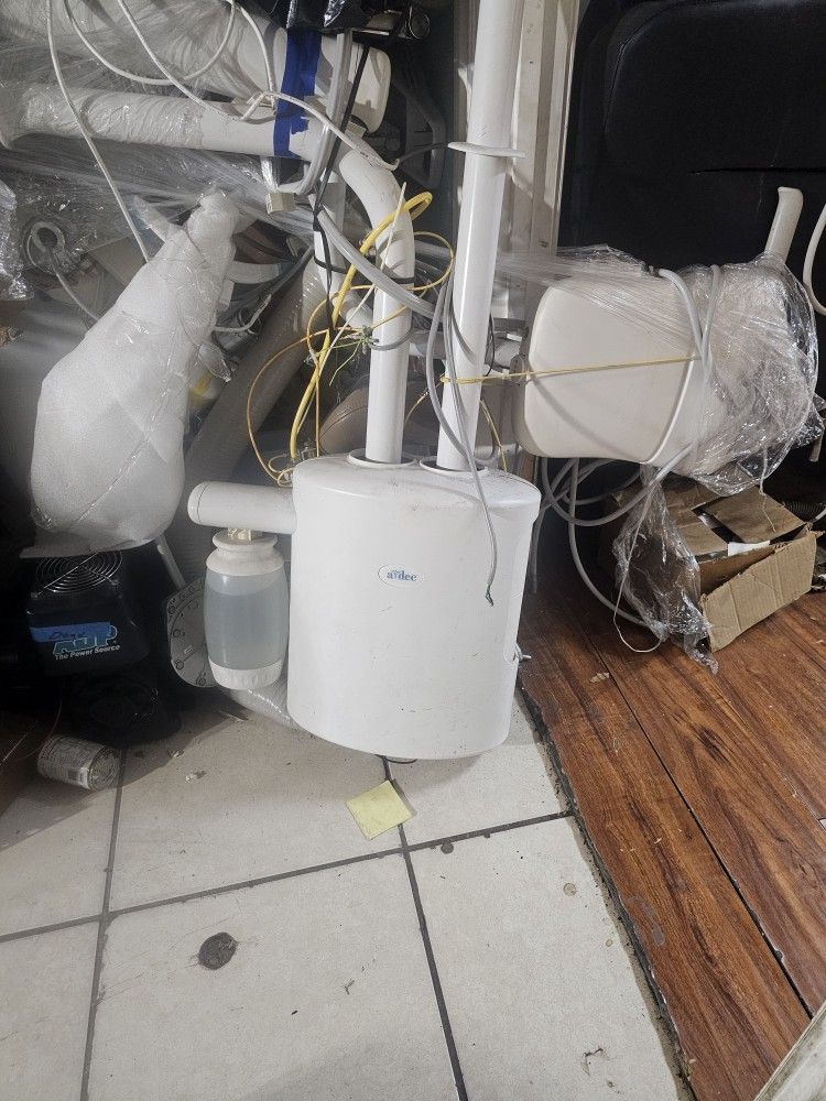 DENTAL EQUIPMENT