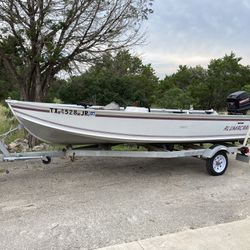 16’7” V Bottom ALUMACRAFT With 40Hp Outboard Motor 