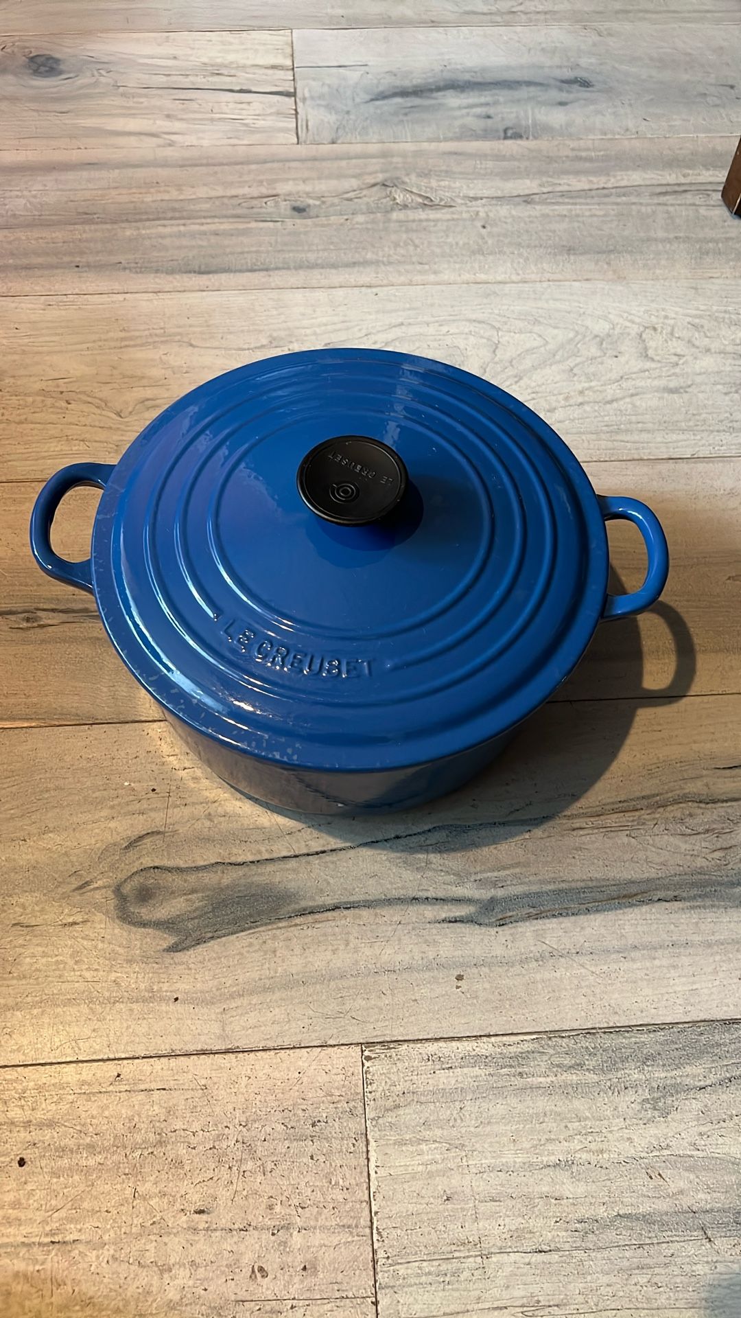 LE CREUSET DUTCH OVEN