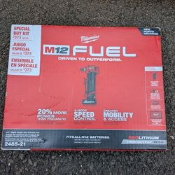 Milwaukee M12 Cordless 1/4 Inch Right Angle Die Grinder Kit 