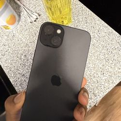 iPhone 15 Plus 