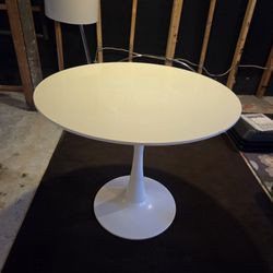 Retro White Table 