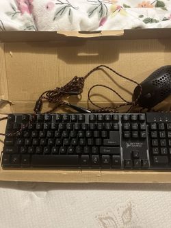 Aparato para la computadora nuevos nunca usados