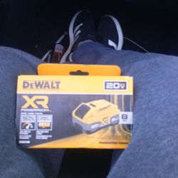 DeWalt XR Power pack 20v 8AH