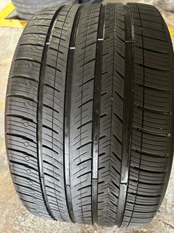 For Sale One Tire 315/30/21 Michelin Pilot Sport All Season 4 in new condition 80% Left one tire