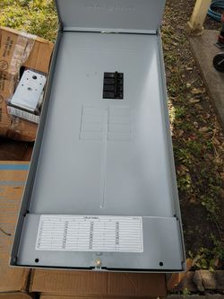 GE 200Amp 8 Spaces 16 Circuit I Got 2 Panels 80 a Pc