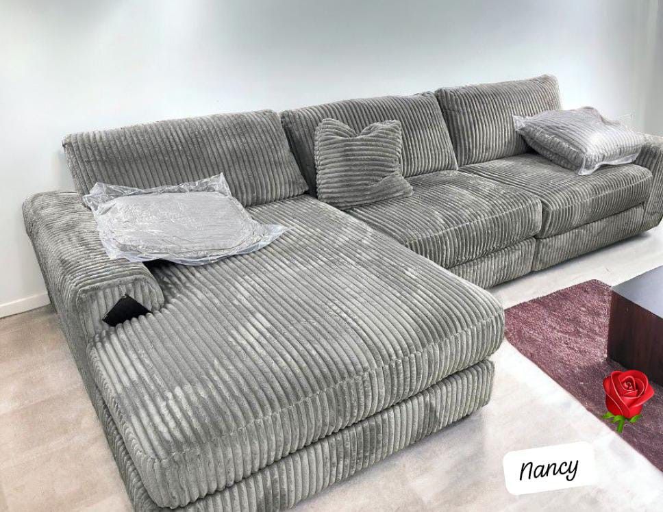 Lindyn Fog 3 Piece Sectional Chaise
