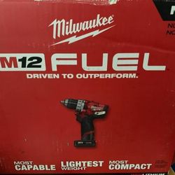 Milwaukee M12 FUEL Ion Brushless Cordless 1/2 in. Hammer Drill Kit