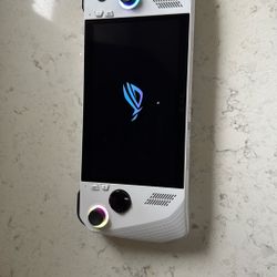 Asus  And Ryzen Z1 Extreme 