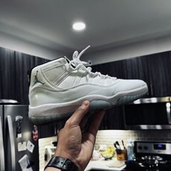 Jordan 11: Legend blue