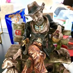 Vintage large Capodimonte Italy drunk / hobo / tramp on a bench / pub / bar decor